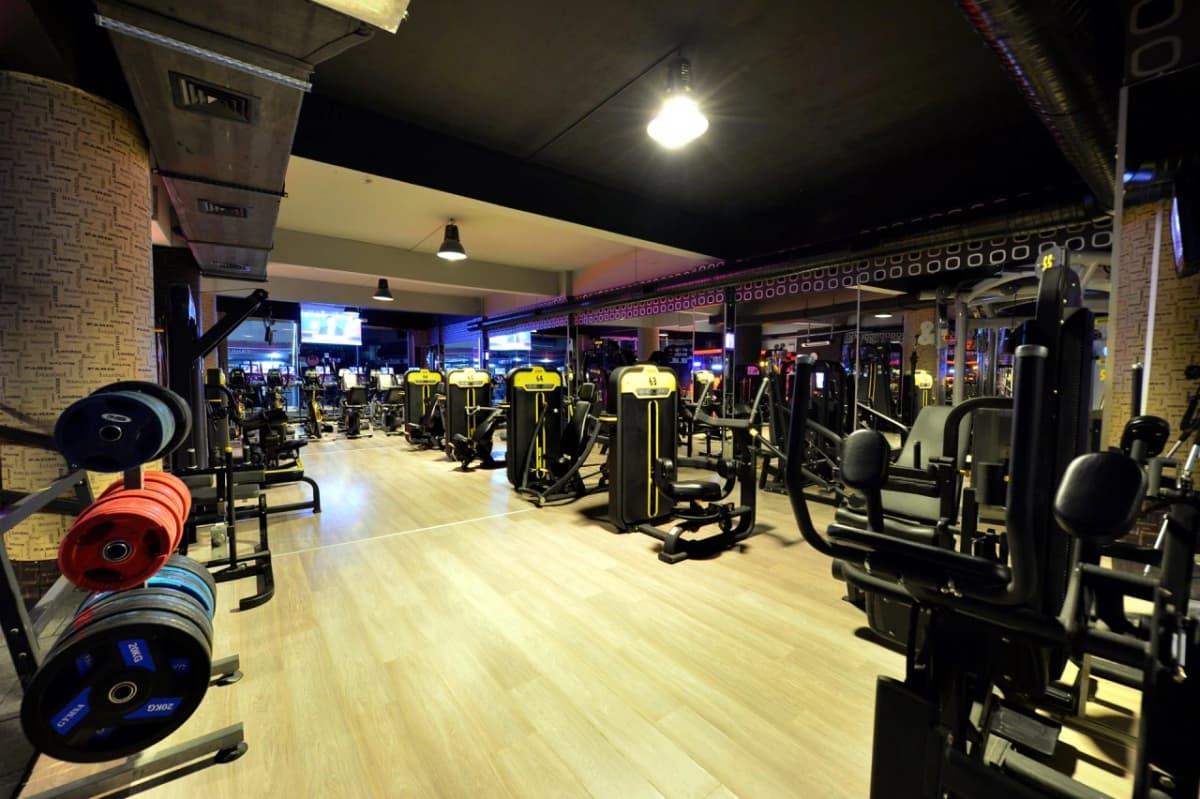 Tatilya Men Erkek Spor Salonu