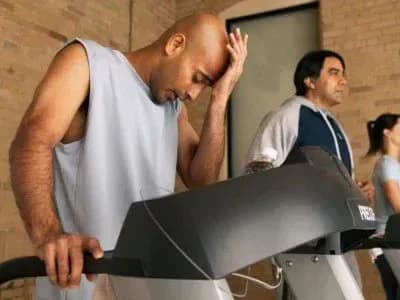 Antrenman Yaparken Başınız Neden Ağrır ve Nasıl Önlenir?